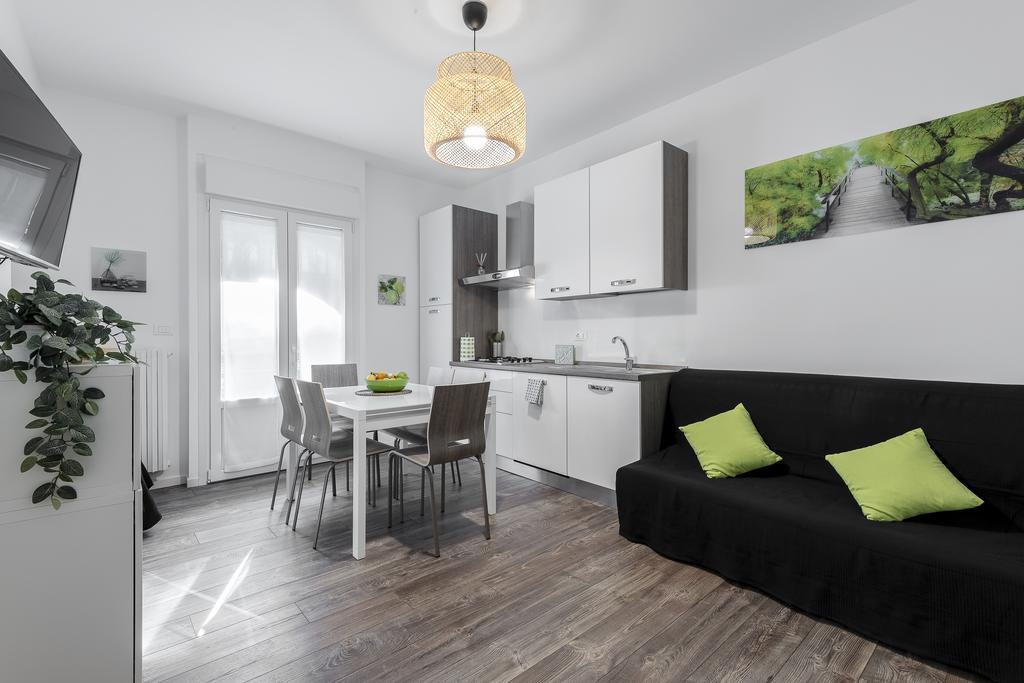 Stayeasy Filzi11 - 3 Bedrooms, 2 Baths - Central Station Milão Exterior foto