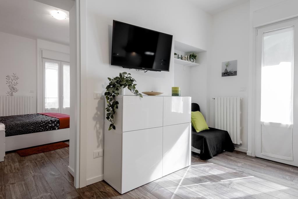 Stayeasy Filzi11 - 3 Bedrooms, 2 Baths - Central Station Milão Exterior foto
